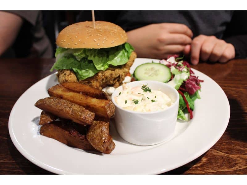 Snozone Alpine Cafe Review - Burger