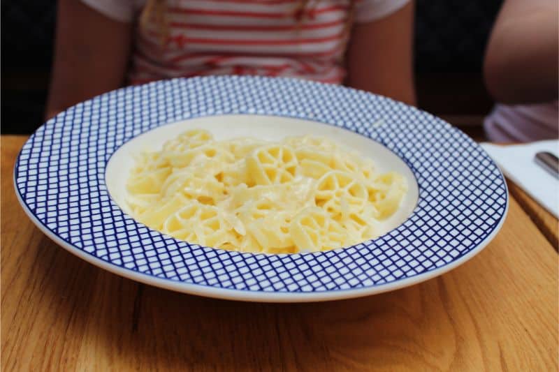 Carluccio's Kids Menu - Pasta with cheese sauce