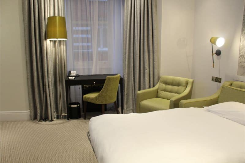 One bedroom suite at St James' Court a Taj Hotel London
