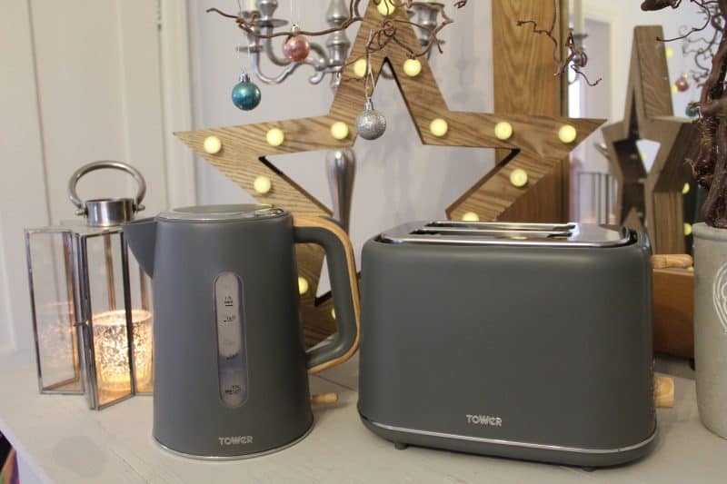 Tower Scandi Kettle and Toaster