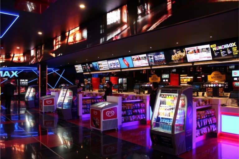 Have a look at The VIP Room at Cineworld York! ⋆ Yorkshire Wonders