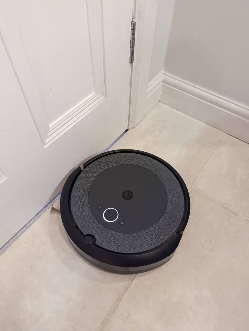 Wifi Connected Roomba® i5+ Self-Emptying Robot Vacuum Review
