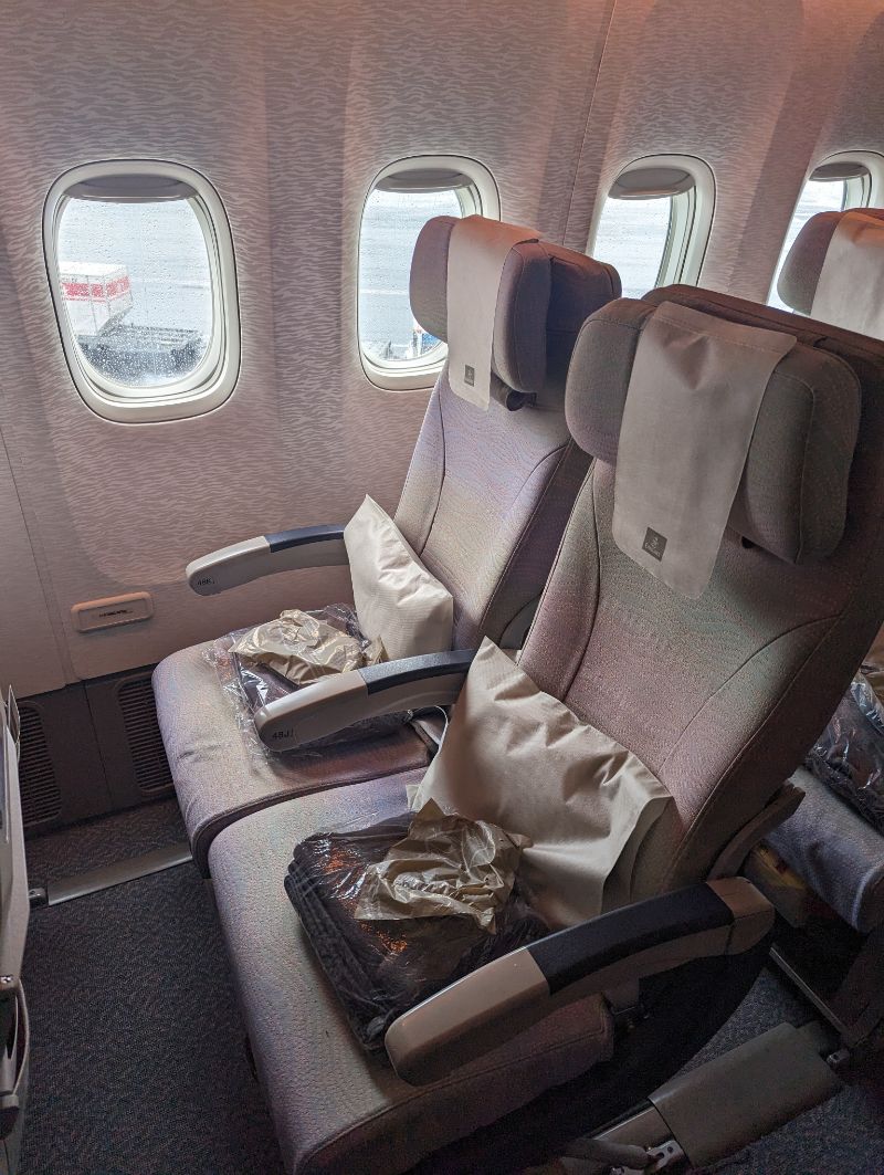 Emirates Twin Seat Review
