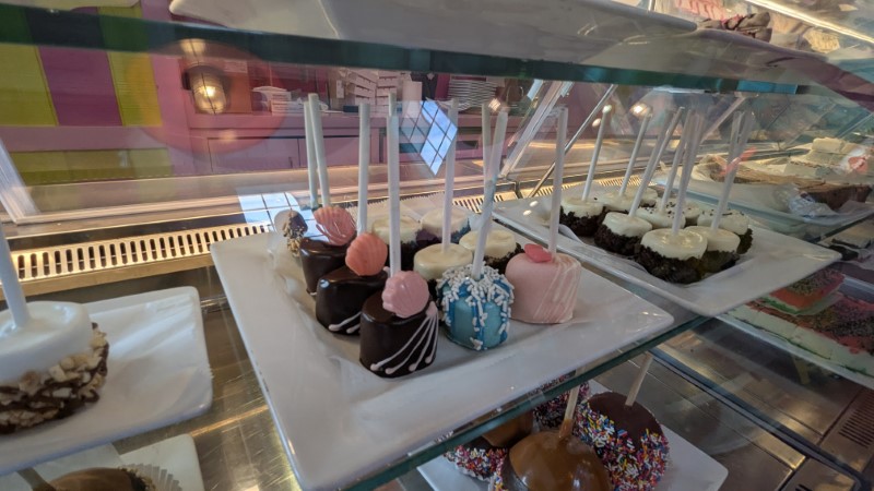 Seaworld menus, food prices and unlimited drinks