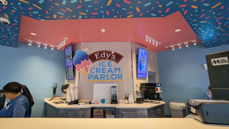 food menus at seaworld