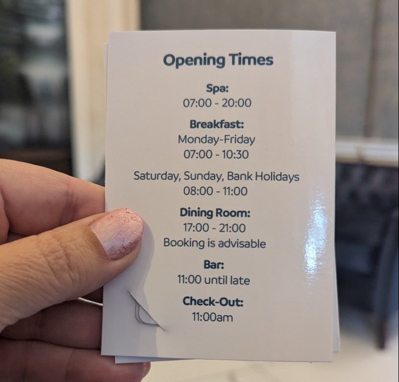 Restaurant, bar and spa opening times