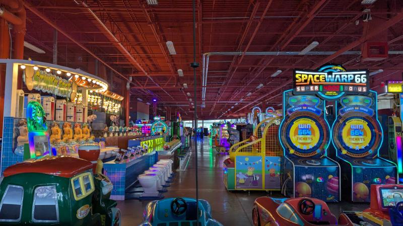 The arcade at Dezerland
