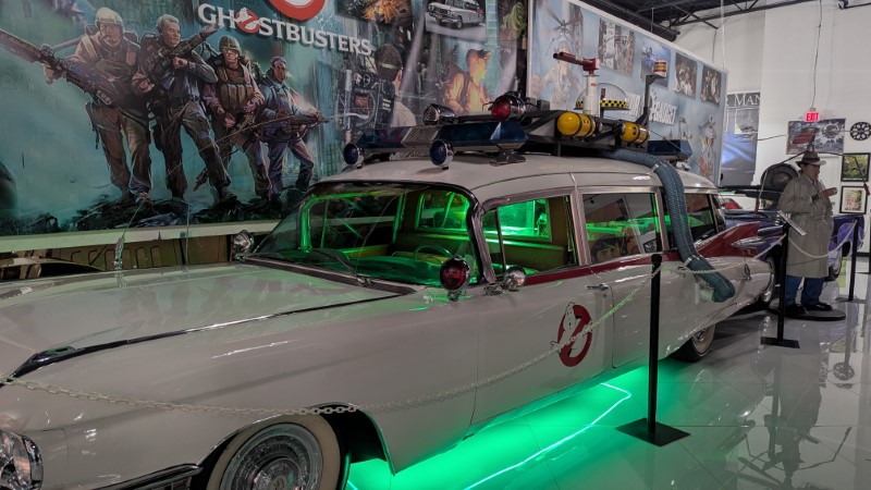 Dezerland Park in Orlando Auto Museum Review