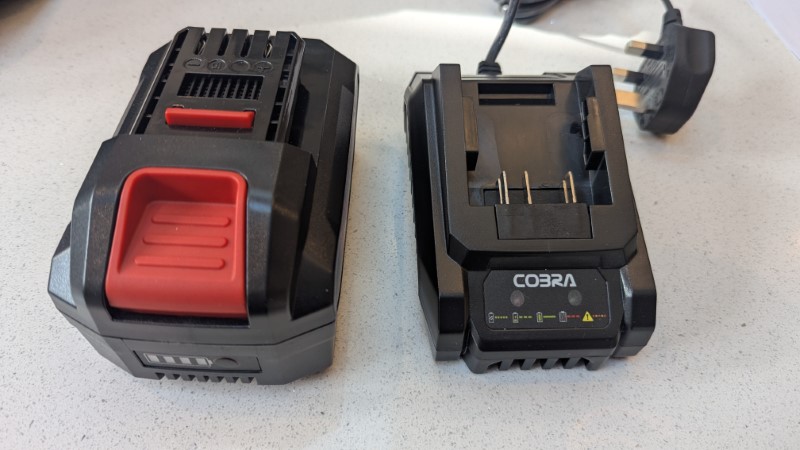 Cobra CS35040VX Cordless Chainsaw Review