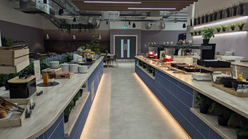 Review of the 681 Lounge at Leeds Bradford Airport