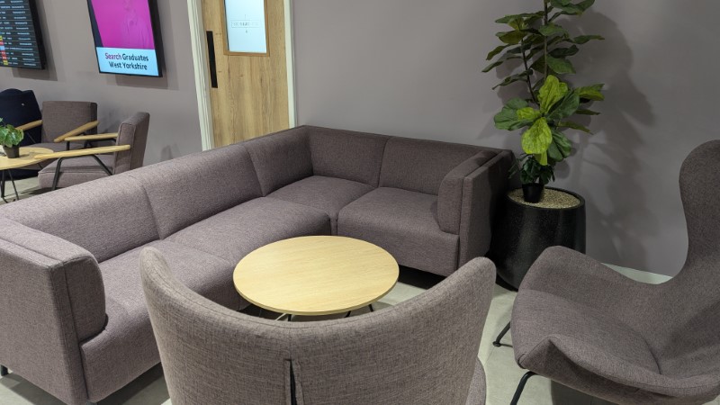 Review of the 681 Lounge at Leeds Bradford Airport