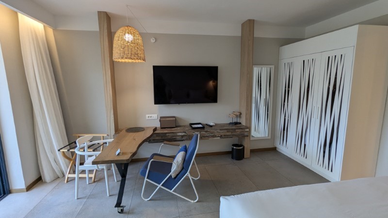 Domes Aulūs Elounda, Crete Sapphire Zen Suite with Bathtub Review