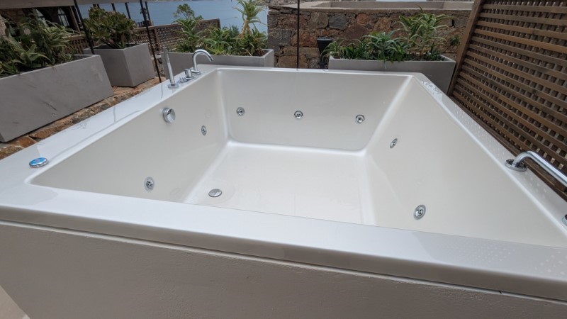 Review of the Spinalonga Island Sea View Aqua Retreat with Jacuzzi