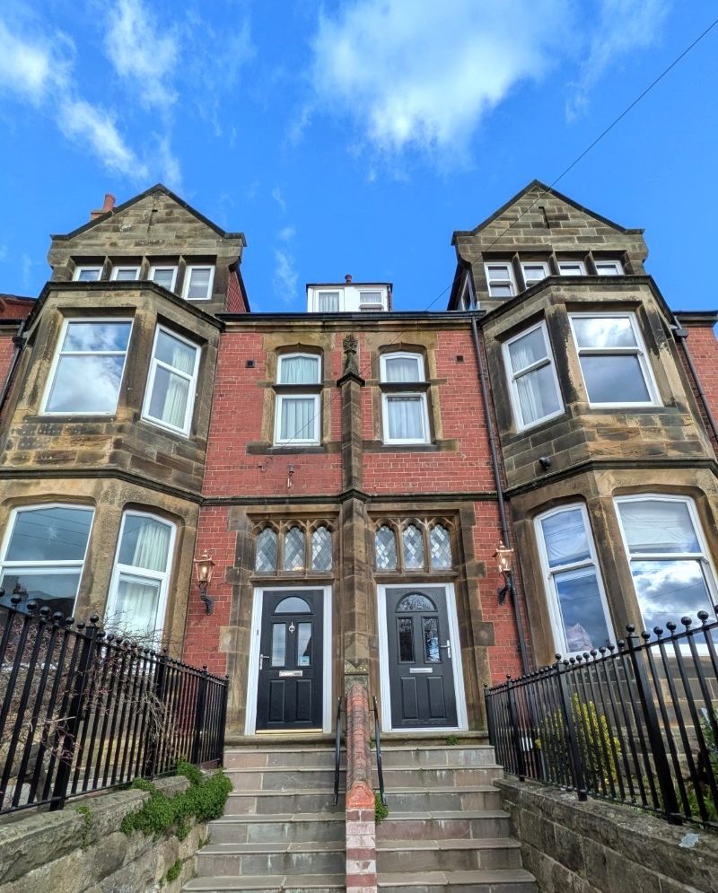 Hotel Victoria Captain's Quarters Robin Hood's Bay Review