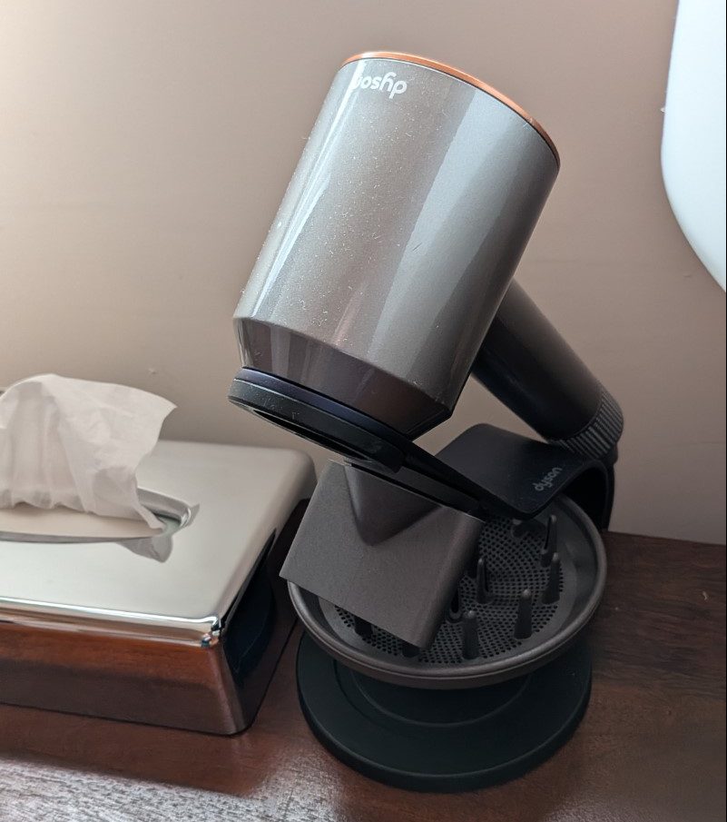 Hotel Victoria Captain's Quarters Two Bedroom Suite Robin Hood's Bay Review