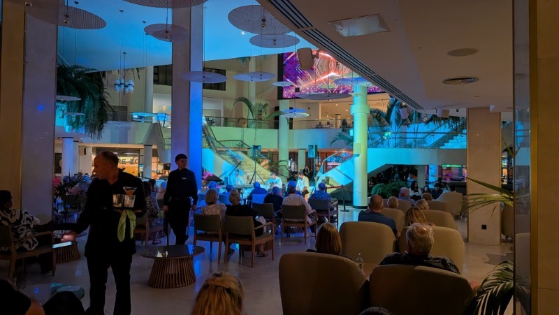 The main bar at Dreams Lanzarote Playa Dorada Resort & Spa