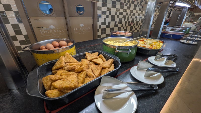 Photos of the Buffet Breakfast at Dreams Lanzarote