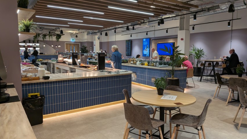 Lunch at Six Eight One Lounge at Leeds Bradford Airport