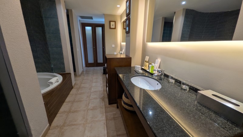 Bathroom in the swim up suite at Secrets Lanzarote