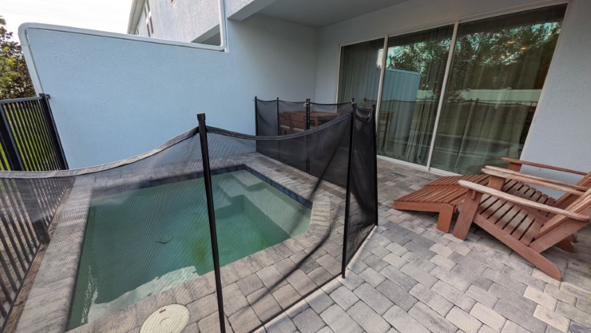 Five Bedroom Villa UNEHomes Formosa Valley Orlando Review (12)