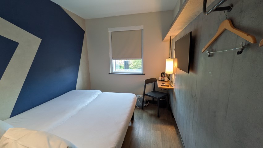 Ibis Budget Manchester Airport Review – Perfect for Terminal 2