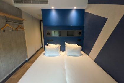 Ibis Budget Manchester Airport hotels with reviews