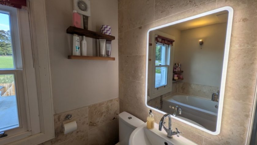 Roper Rhodes Calibre Illuminated Mirror Review