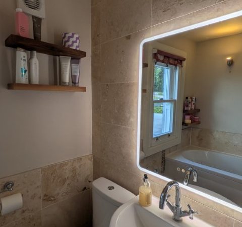 Roper Rhodes Calibre Illuminated Mirror Review
